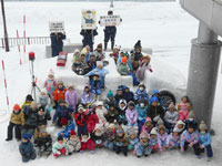 パトカー雪像お披露目会の写真4