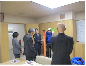 山岳救助装備資機材の説明の写真