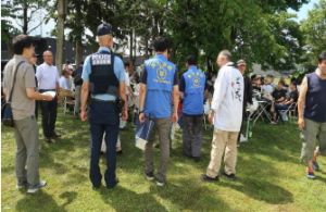 �\�͒c�r���[�������󋵂̎ʐ^