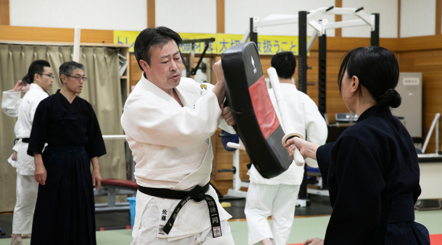 逮捕術訓練(教養課)