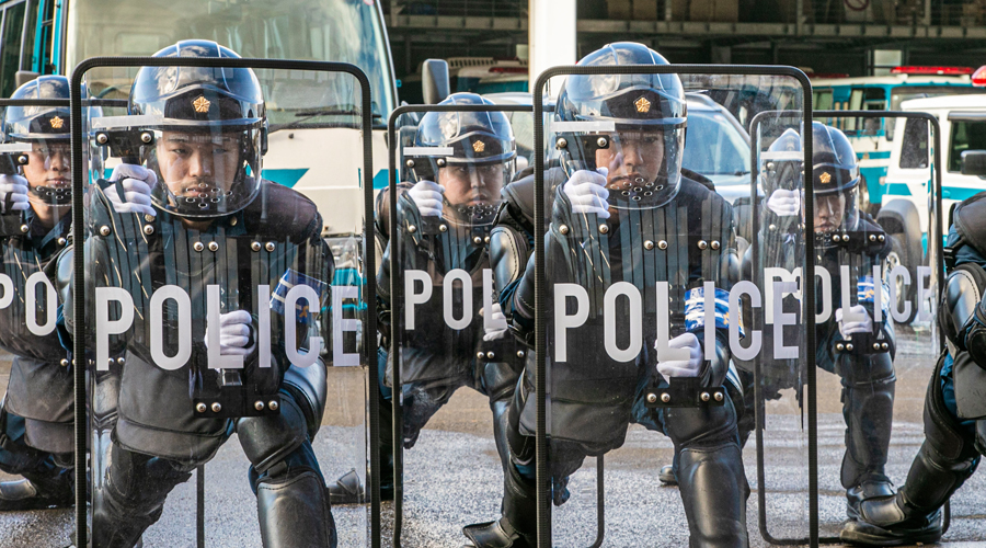 治安警備（機動隊）